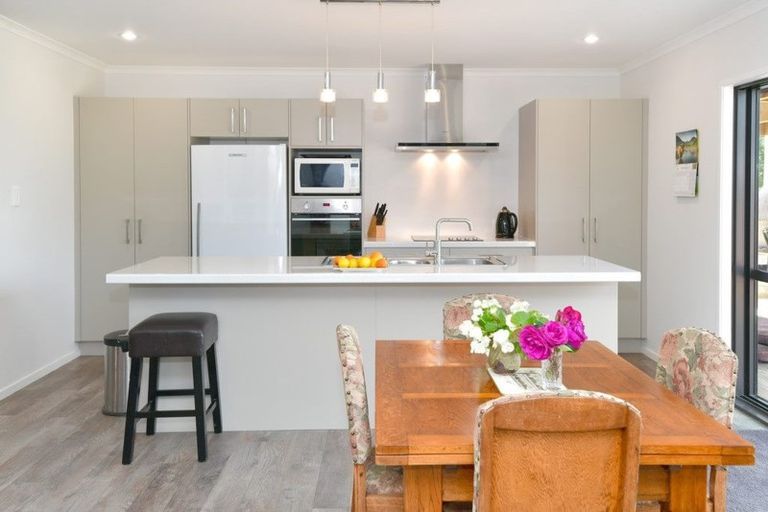 Photo of property in 65c Manuka Grove, Helensville, 0875