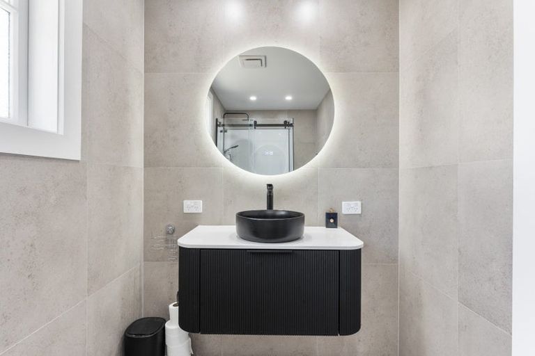 Photo of property in 21 Hadfield Crescent, College Estate, Whanganui, 4500