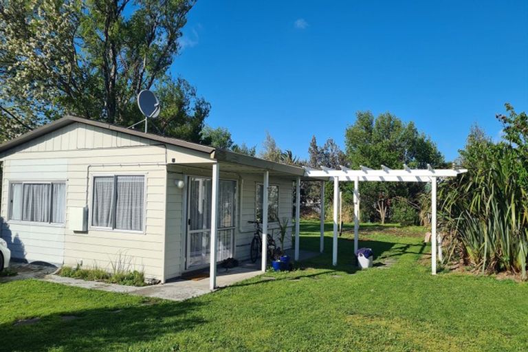 Photo of property in 106 Brandon Street, Featherston, 5710