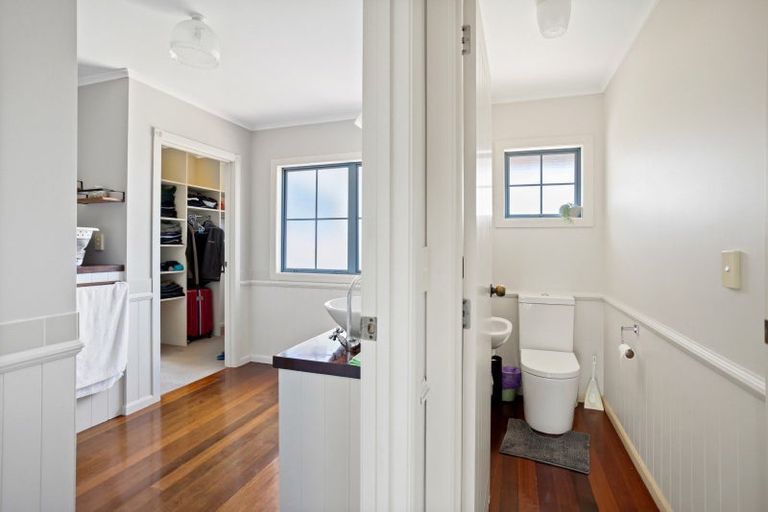 Photo of property in 5 Pipi Dune, Whitianga, 3510