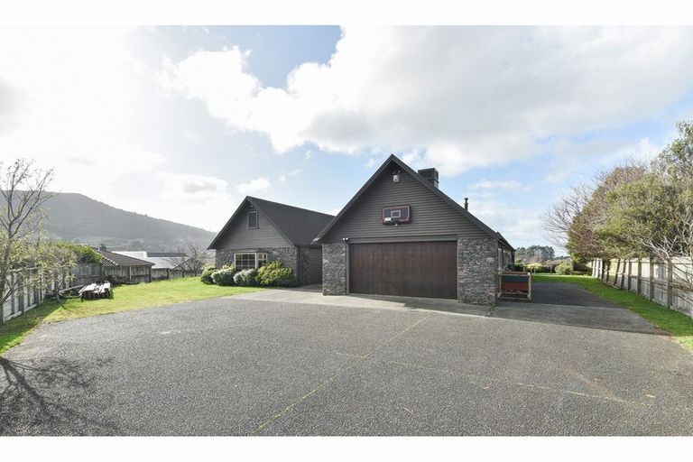 Photo of property in 48 Hamon Place, Pukehangi, Rotorua, 3015