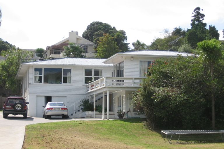 Photo of property in 103a Beach Road, Castor Bay, Auckland, 0620