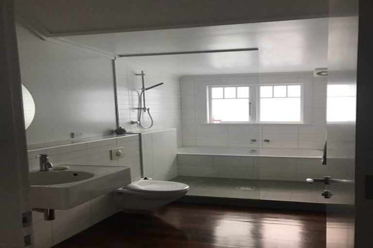 Photo of property in 40 Ventnor Street, Seatoun, Wellington, 6022