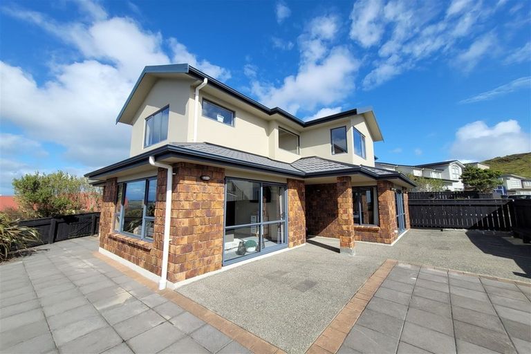 Photo of property in 3 Comber Place, Johnsonville, Wellington, 6037