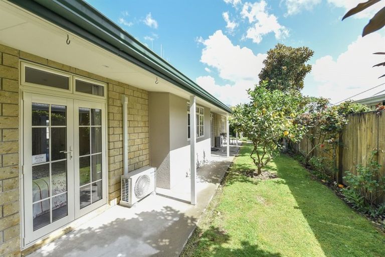 Photo of property in 87 Carlyle Street, Leamington, Cambridge, 3432