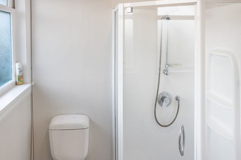 Photo of property in 10 Hillary Crescent, Upper Riccarton, Christchurch, 8041