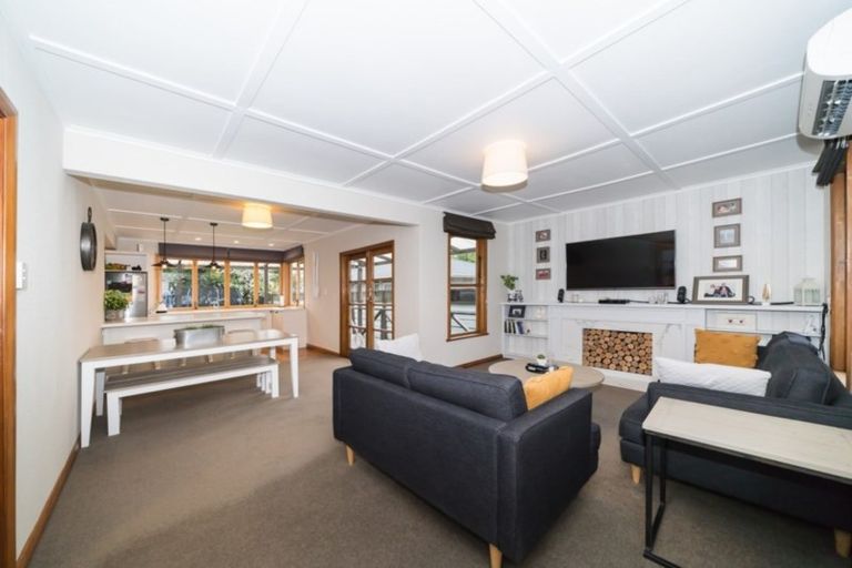 Photo of property in 30 Guy Avenue, Takaro, Palmerston North, 4410