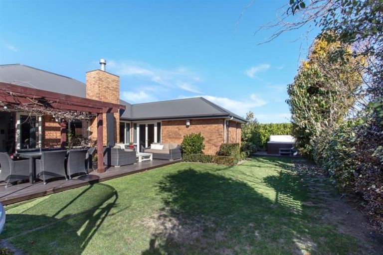 Photo of property in 18 Aylsham Lane, Casebrook, Christchurch, 8051