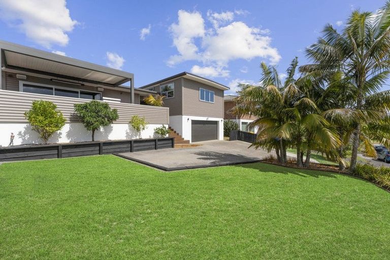 Photo of property in 64 O'halloran Road, Howick, Auckland, 2014