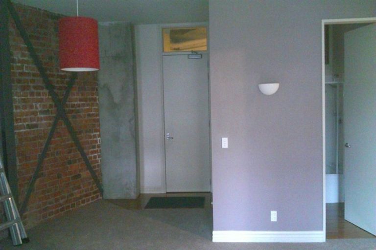 Photo of property in Columbia Apartments, 10/32 Cuba Street, Te Aro, Wellington, 6011