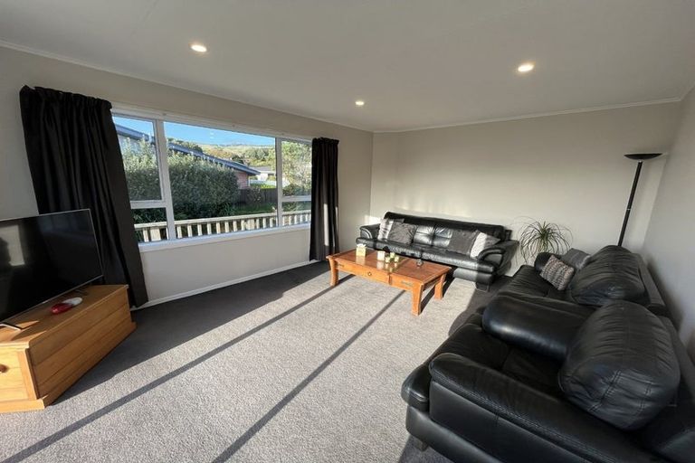Photo of property in 45 Sea Vista Drive, Pukerua Bay, 5026
