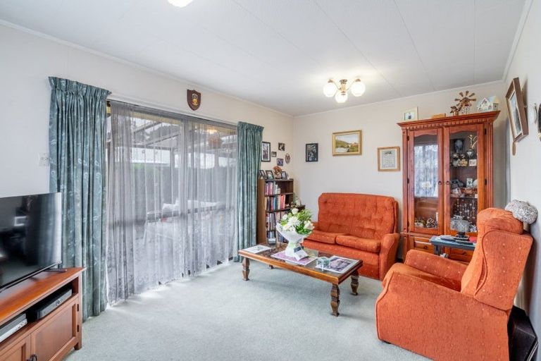 Photo of property in 8 Munro Street, Waikiwi, Invercargill, 9810