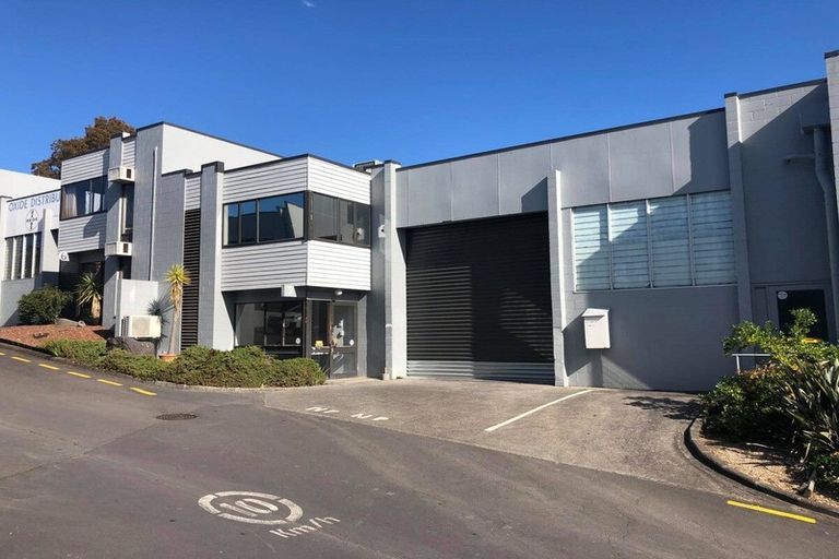 Photo of property in 84 Hillside Road, Papatoetoe, Auckland, 2025