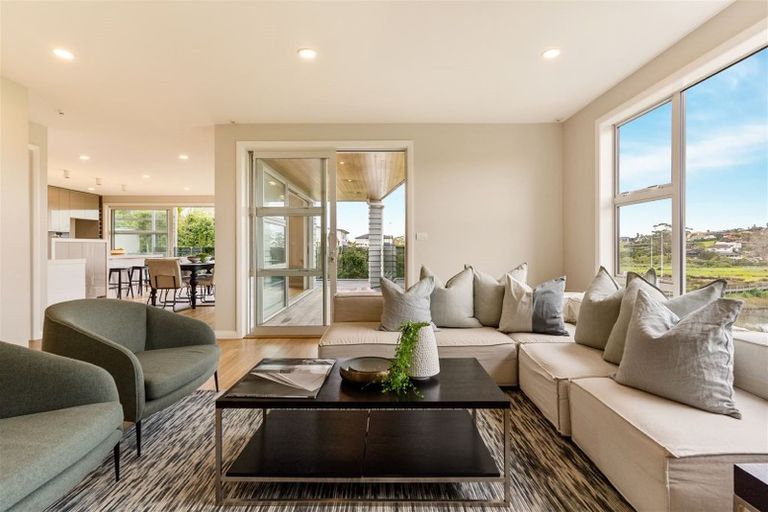 Photo of property in 14 Remuremu Street, Long Bay, Auckland, 0630