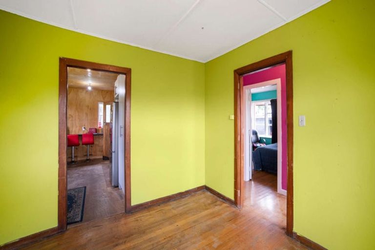 Photo of property in 30 Waingake Road, Manutuke, 4072