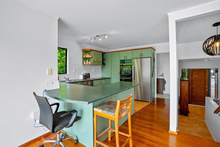 Photo of property in 5a Piripiri Crescent, Torbay, Auckland, 0630