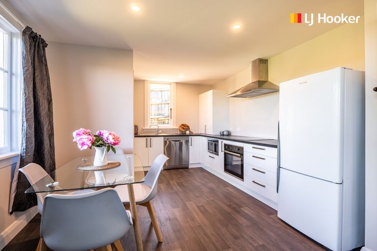 Photo of property in 39 Forfar Street, Clyde Hill, Dunedin, 9011