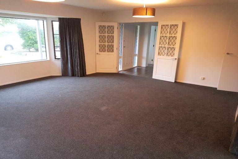 Photo of property in 32 Shackle Lane, Whitby, Porirua, 5024