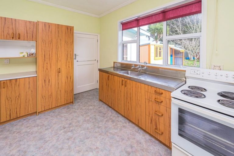 Photo of property in 41 Caffray Avenue, Aramoho, Whanganui, 4500