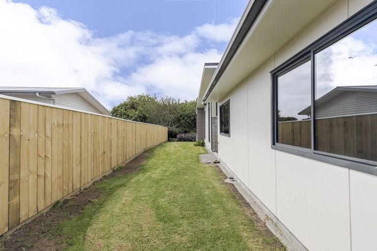 Photo of property in 4 Iwanui Close, Waitara, 4320