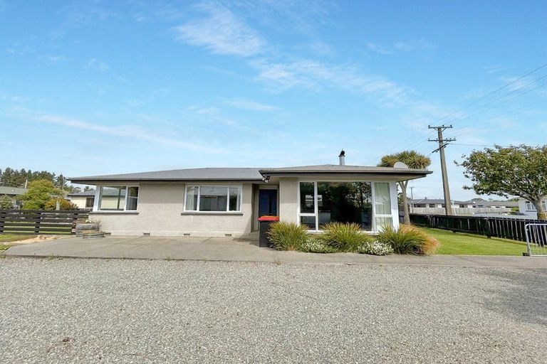 Photo of property in 73 Park Street, Winton, 9720