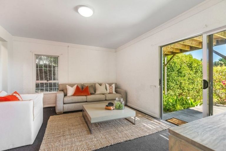 Photo of property in 65 Churchill Road, Murrays Bay, Auckland, 0630
