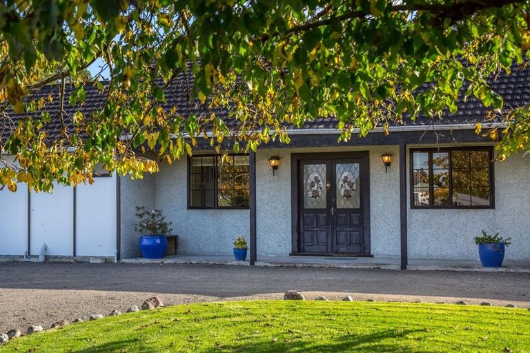 Photo of property in 19 Matahiwi Road, Matahiwi, Masterton, 5888