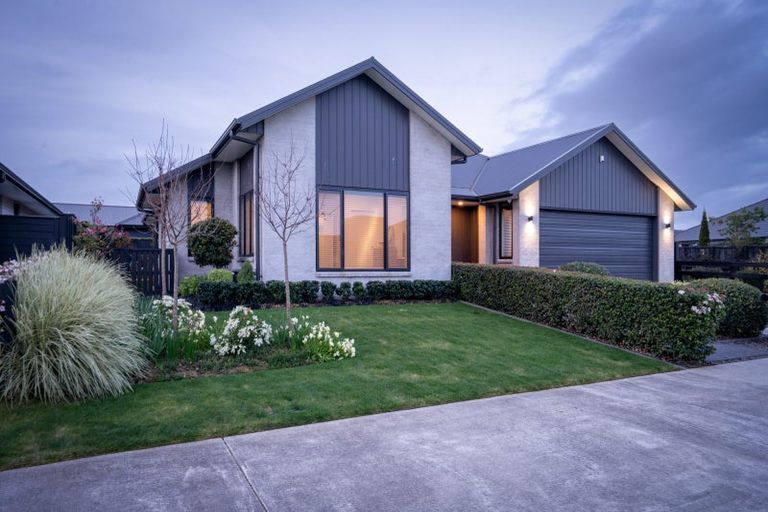 Photo of property in 44 Terry Came Drive, Cambridge, 3434