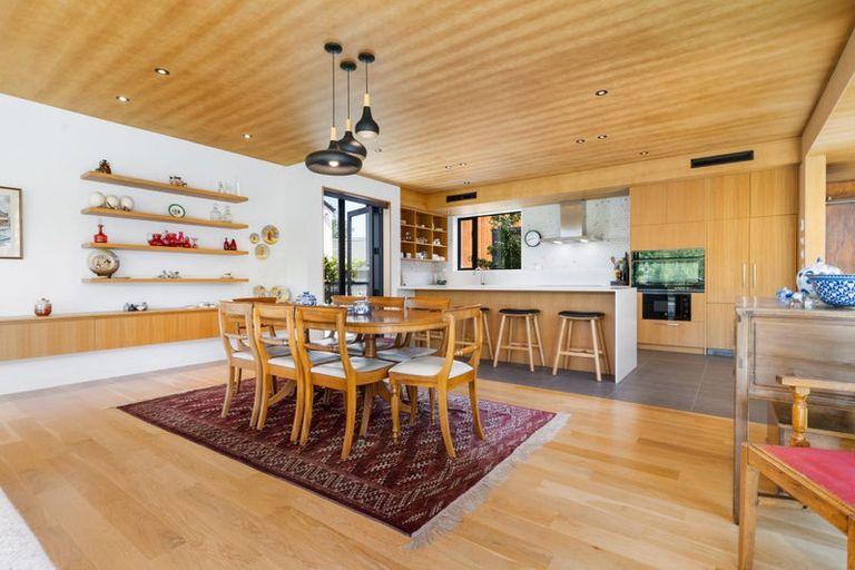 Photo of property in 35 Poynder Avenue, Merivale, Christchurch, 8014