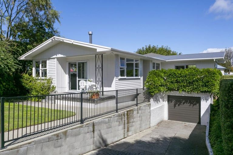 Photo of property in 2/79 Taupo View Road, Taupo, 3330