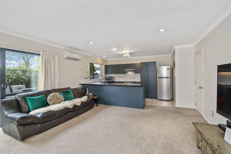 Photo of property in 3 Saint Clair Close, Harewood, Christchurch, 8051