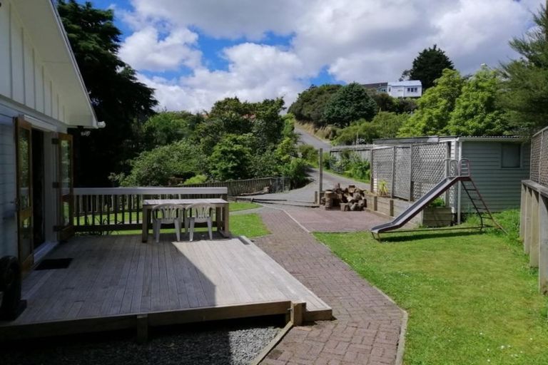 Photo of property in 34 Holborn Drive, Stokes Valley, Lower Hutt, 5019