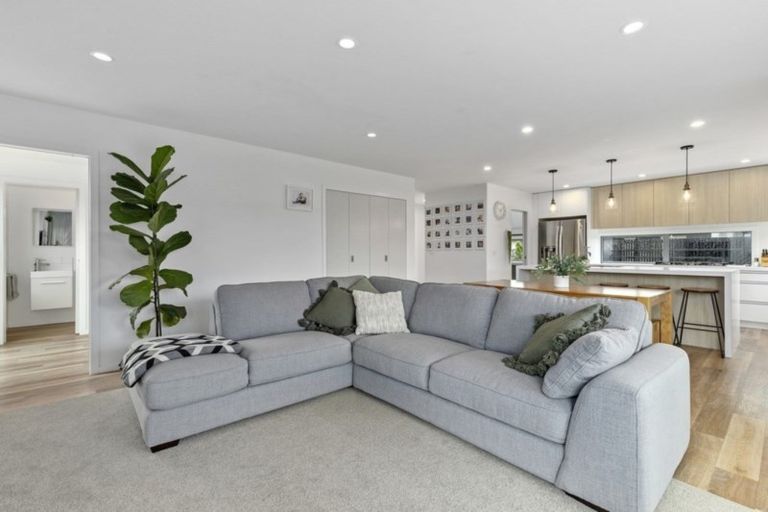 Photo of property in 1 Oolong Court, Huntington, Hamilton, 3210