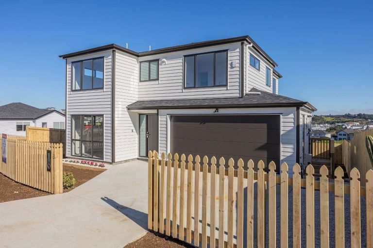 Photo of property in 6 Ta Moko Drive, Gulf Harbour, Whangaparaoa, 0930