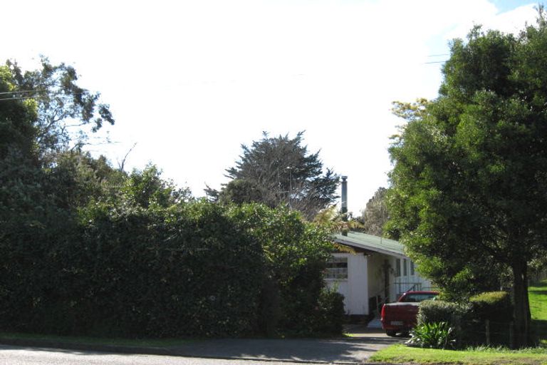 Photo of property in 9 Calico Line, Marton, 4710