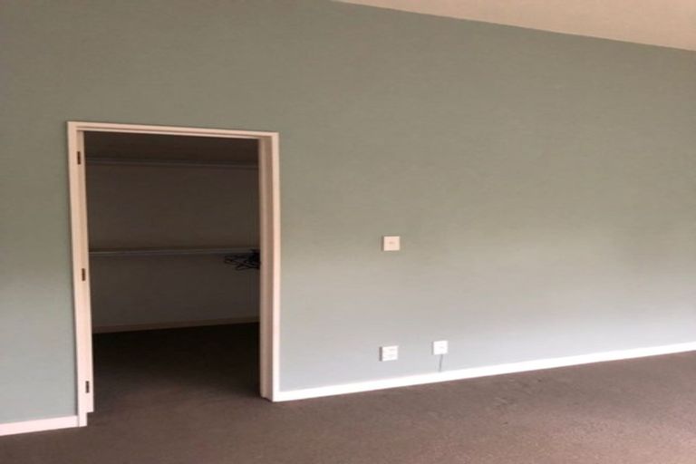 Photo of property in 45a Pinedale Place, Henderson, Auckland, 0610