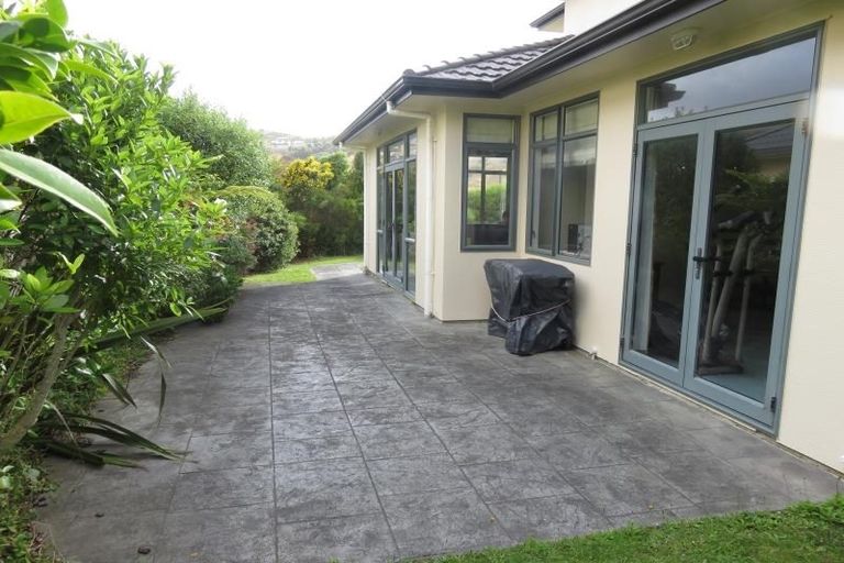 Photo of property in 43 Amesbury Drive, Churton Park, Wellington, 6037