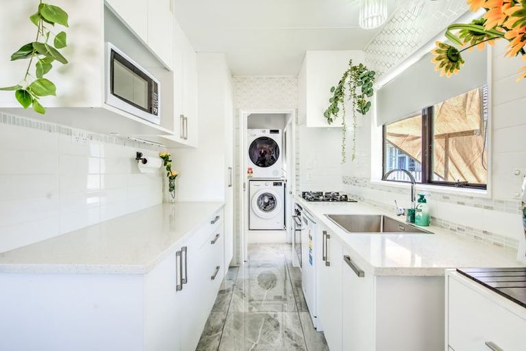 Photo of property in 4 Kenney Crescent, Fairfield, Hamilton, 3214