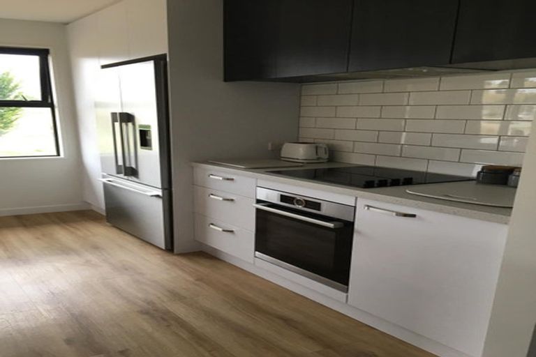 Photo of property in 13 Pennycook Place, Lake Hawea, 9382