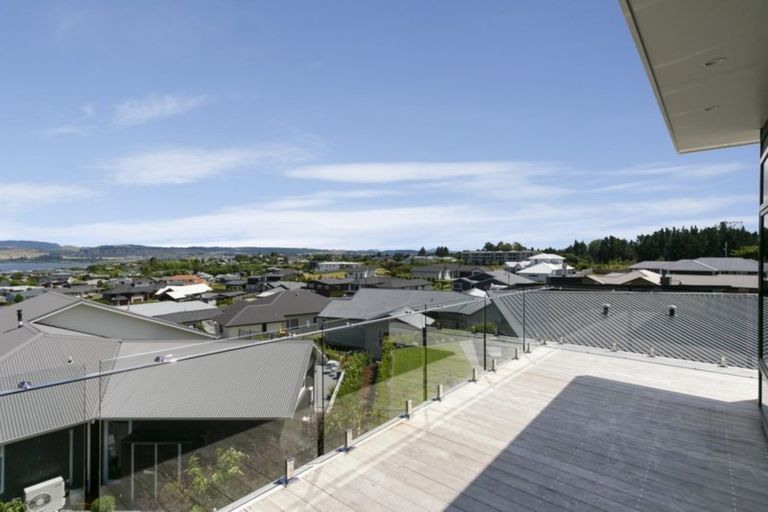 Photo of property in 32 Coprosma Crescent, Waipahihi, Taupo, 3330