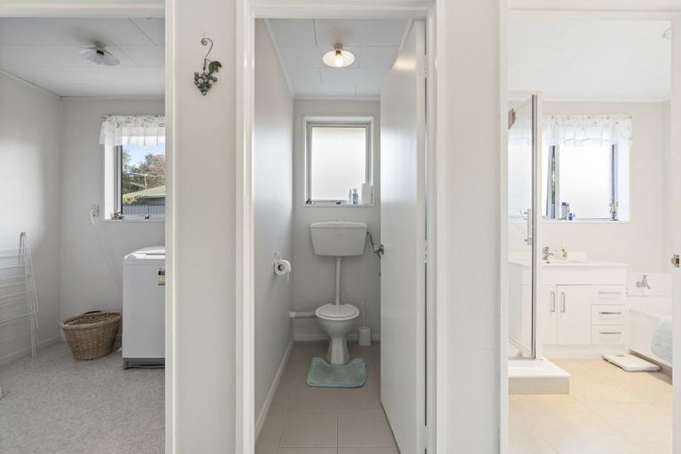 Photo of property in 8a Rowan Place, Mosgiel, 9024