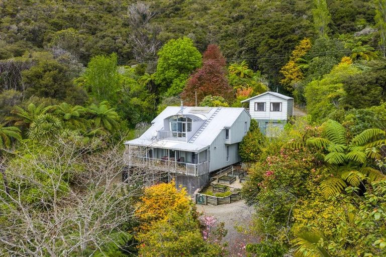 Photo of property in 460 Moetapu Bay Road, Moetapu Bay, Picton, 7282