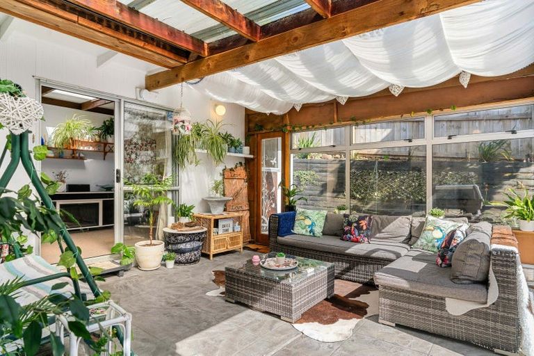 Photo of property in 12 Whangarei Heads Road, Onerahi, Whangarei, 0110