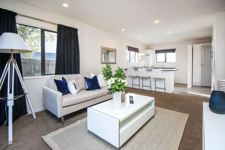 Photo of property in 14/36 West Coast Road, Glen Eden, Auckland, 0602