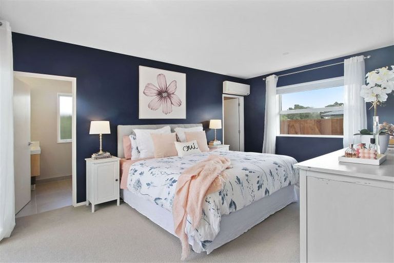 Photo of property in 176 Helenslee Road, Pokeno, 2472