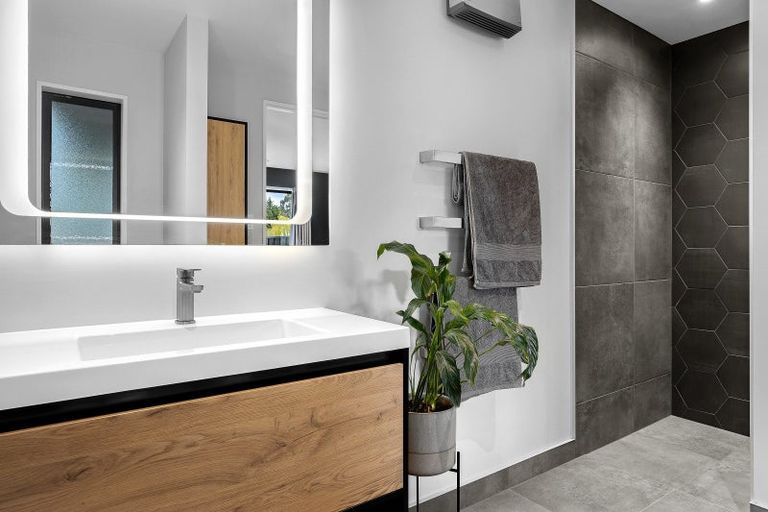 Photo of property in 37 Braeburn Crescent, Swannanoa, Kaiapoi, 7692