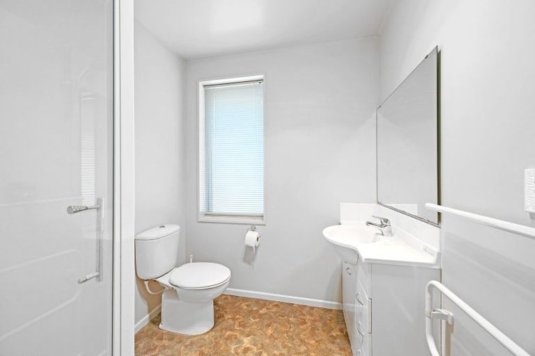 Photo of property in 1/160 Breezes Road, Aranui, Christchurch, 8061