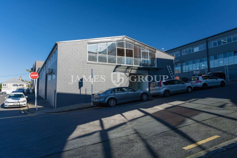 Photo of property in 2 Monmouth Street, Patea, 4520