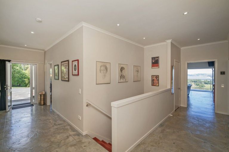 Photo of property in 49 Tarapatiki Drive, Whitianga, 3510