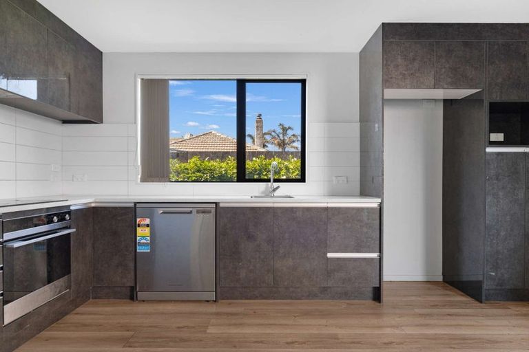 Photo of property in 49 Marumaru Lane, Manurewa, Auckland, 2102